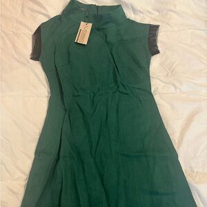 Metamorphoza linen green dress